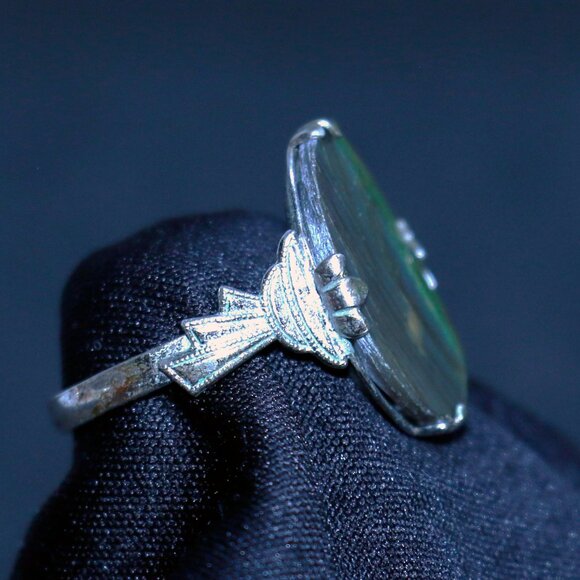 Sterling & Mother-of-Pearl Ring Size 7-1/4 - JRSP1 - Picture 3 of 5